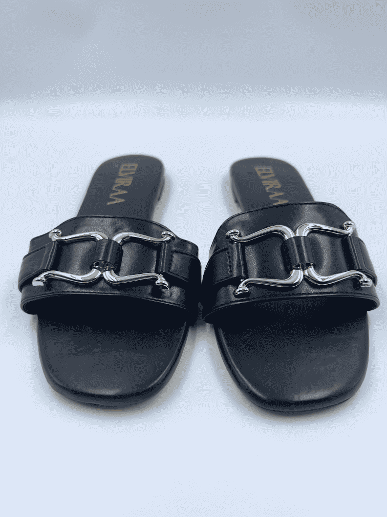 Buckle Flats