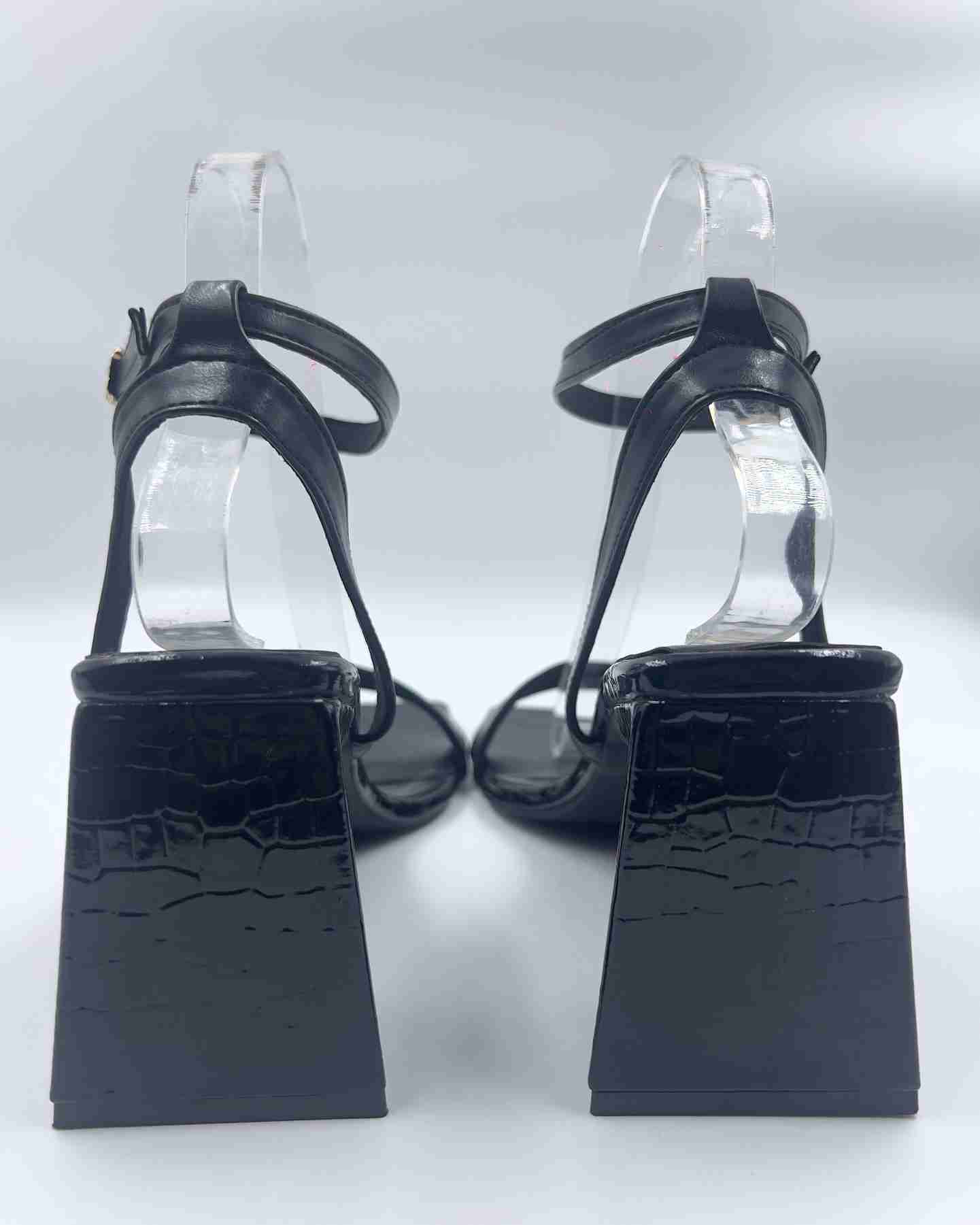 Croco Ankle Strap