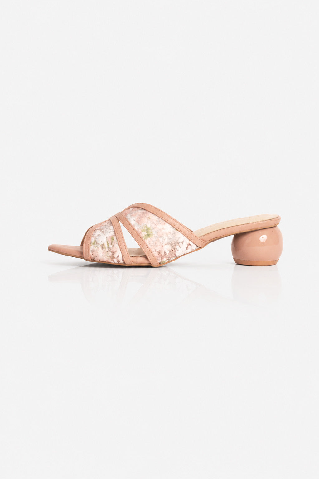 Embroidered Flower Net Sandals