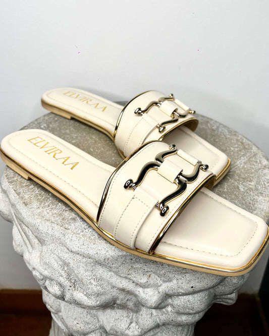 Buckle Flat