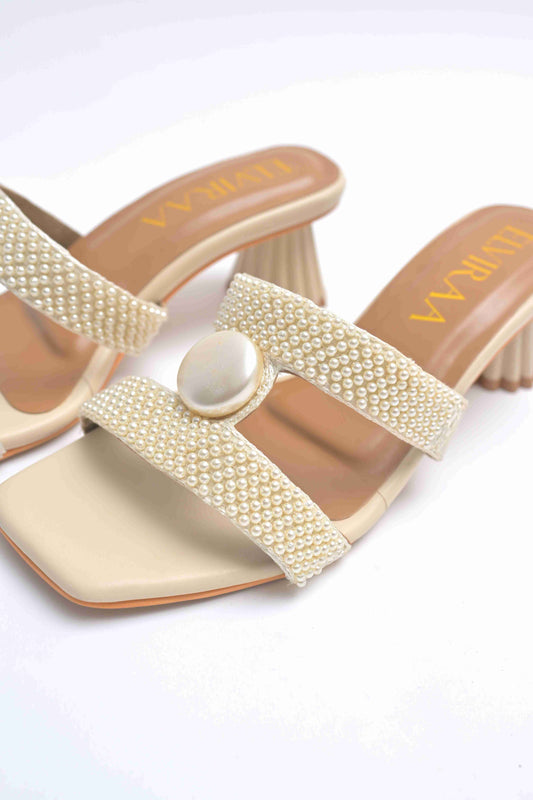 Small Pearl Embriodered Heels