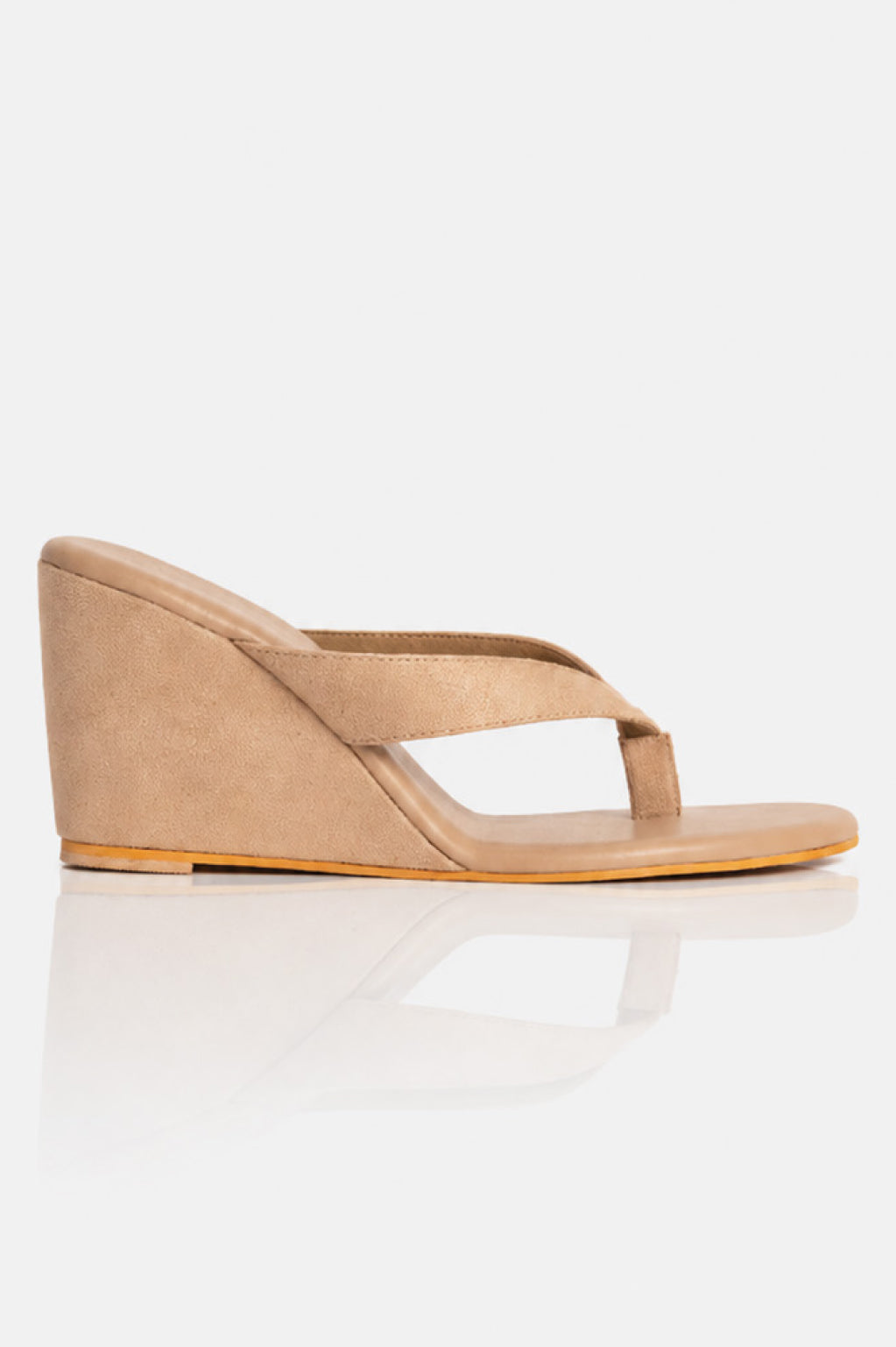 Plain suede wedges