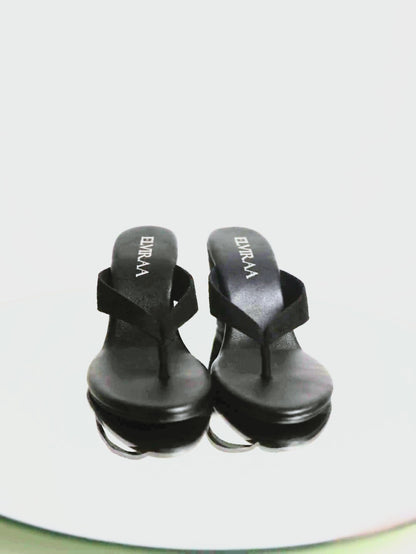 Plain suede wedges